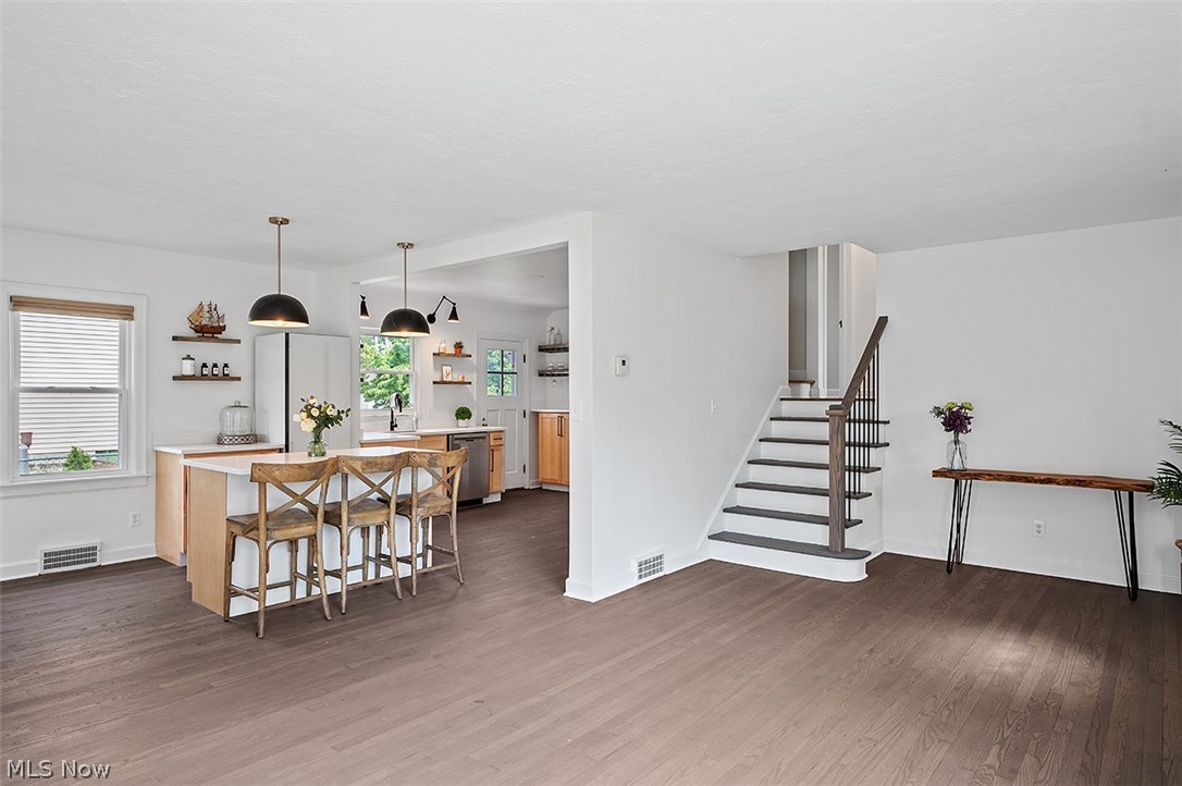 Avon Dover - Residential