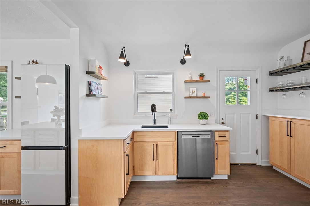 Avon Dover - Residential