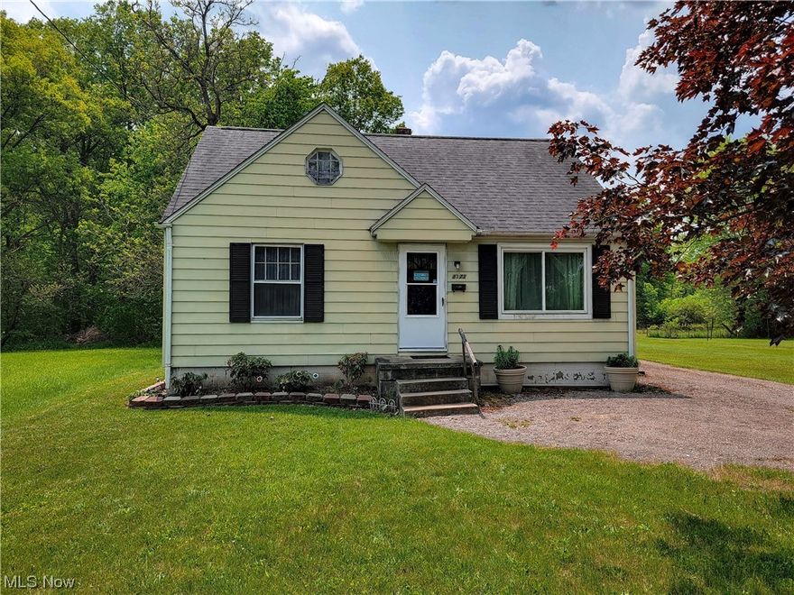 Great starter home that is move-in ready. Don't miss your opportunity to purchase this three-bedroom home with two bedrooms on the first floor.