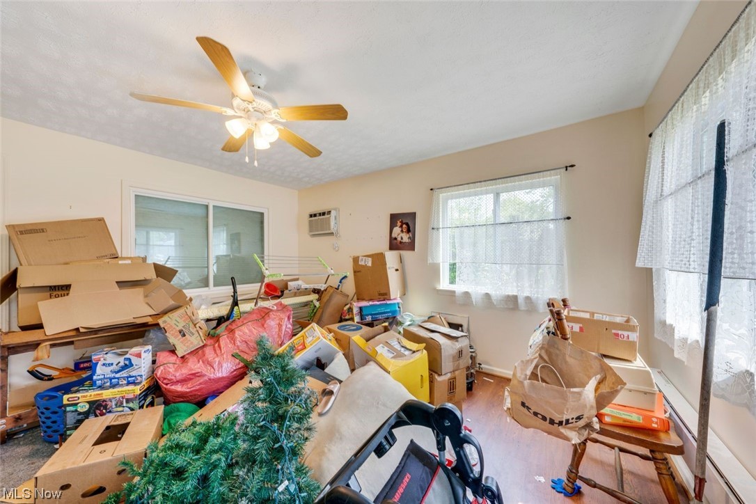 Kew Gardens 03 - Residential