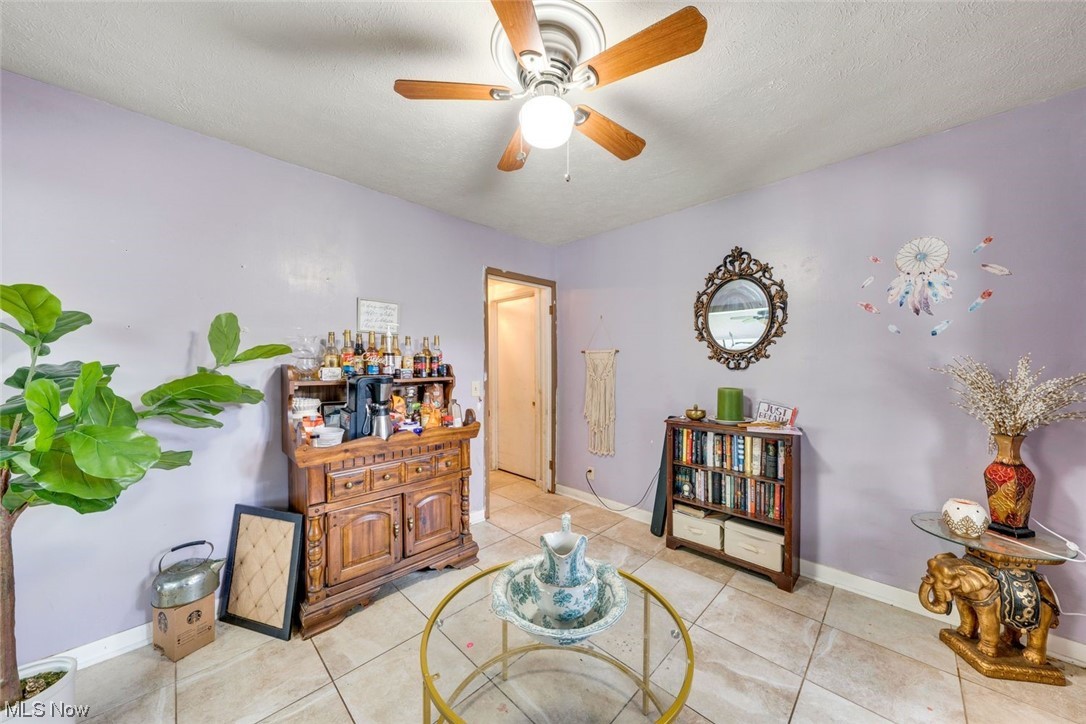 Kew Gardens 03 - Residential