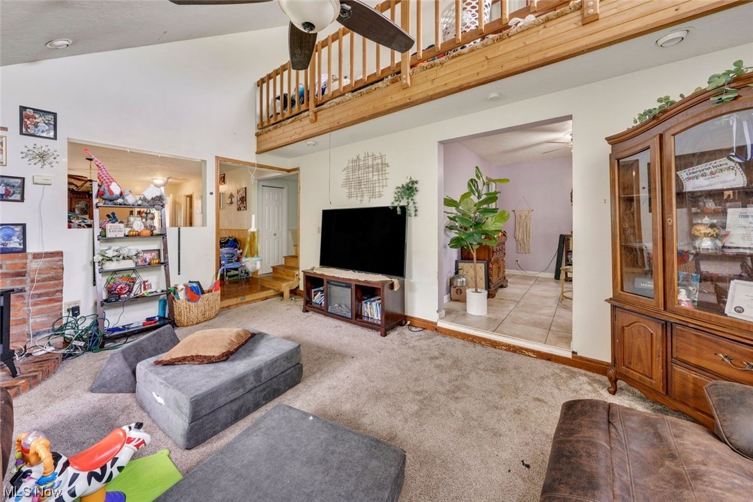 Kew Gardens 03 - Residential