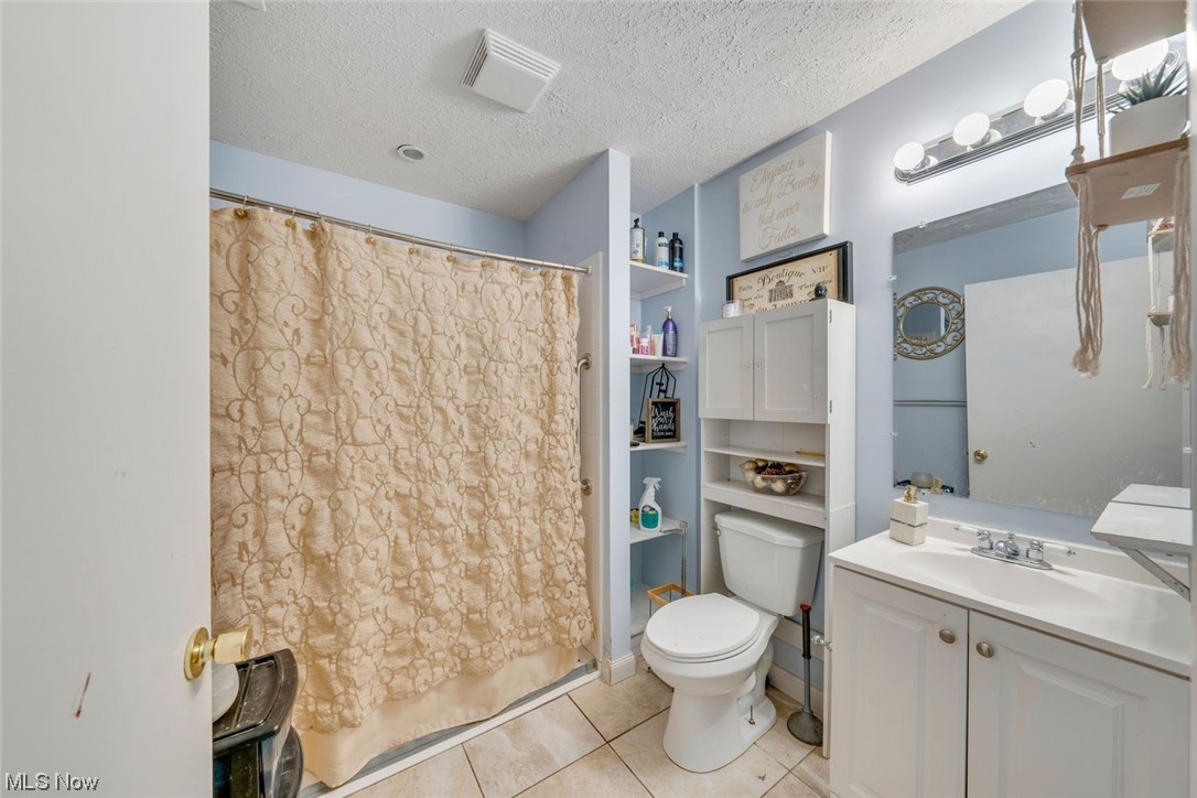 Kew Gardens 03 - Residential