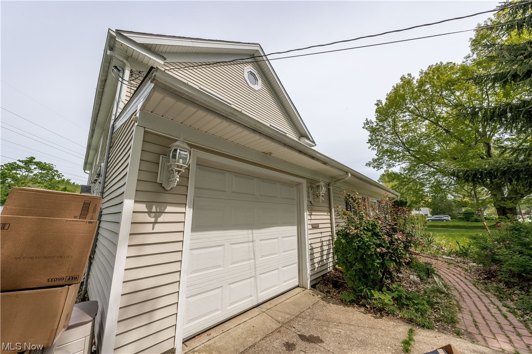 Kew Gardens 03 - Residential