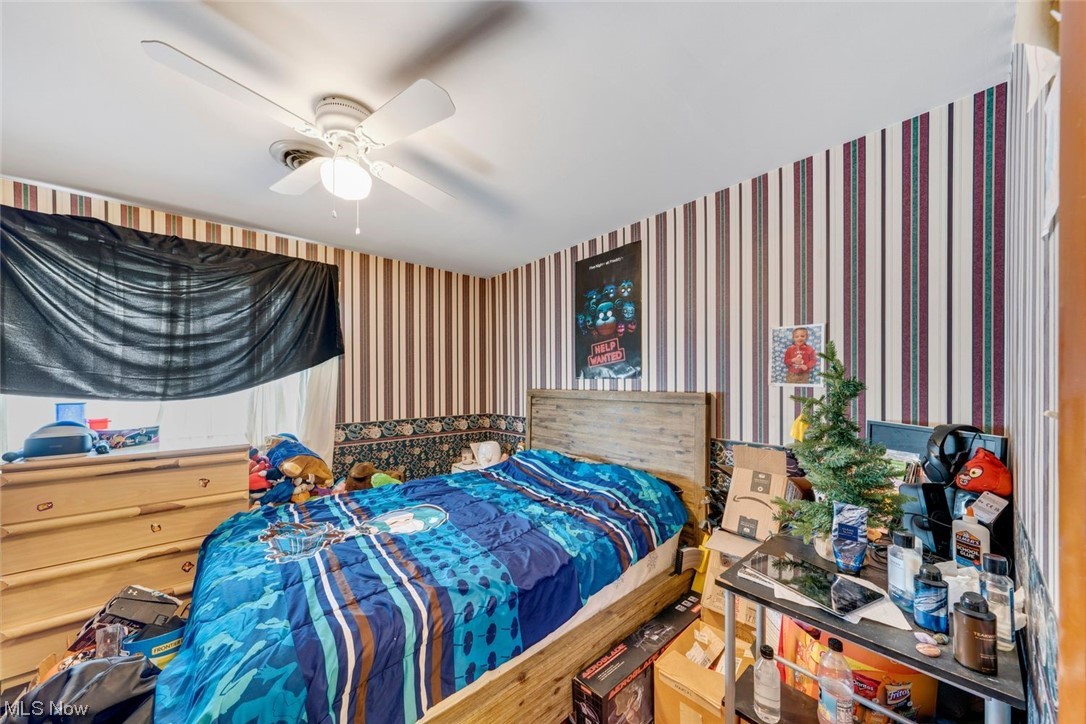 Kew Gardens 03 - Residential