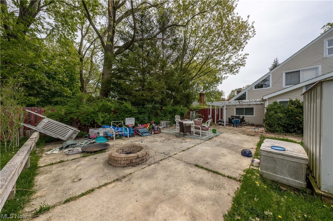 Kew Gardens 03 - Residential