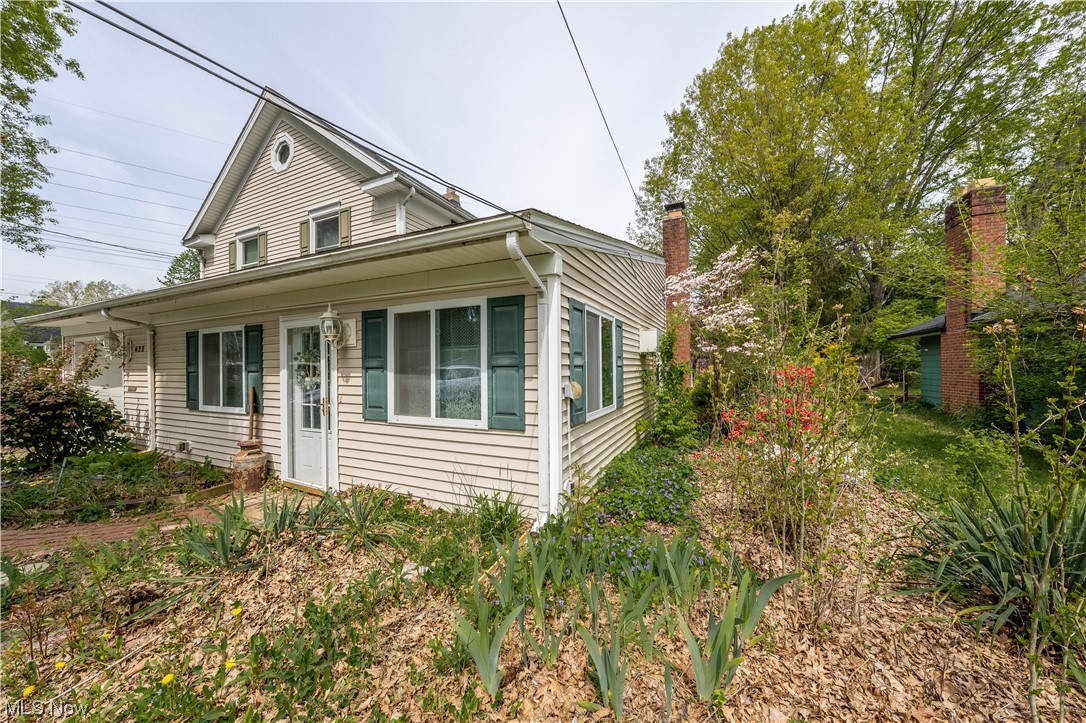 Kew Gardens 03 - Residential