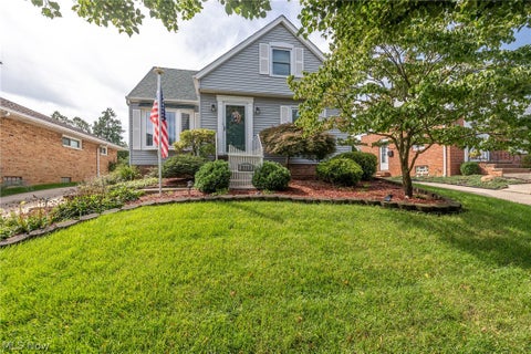 Photo of 8713 Memphis Villas Boulevard, Brooklyn, OH 44144 (MLS # 5240311)