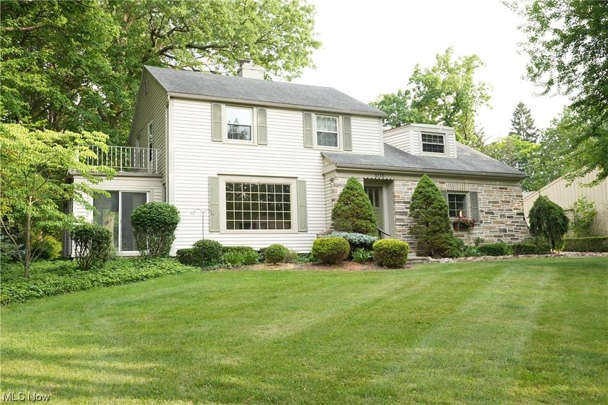 Don't miss this  one!!    Well maintained 3 BR/3 BTH Colonial located in desirable Silver Lake Estates with Lake privileges.   Beautifully  refinished White Oak hardwood flooring in Fireplaced  Living & Dining rooms & freshly painted neutral decor, make this  home bright and inviting.    Spacious rooms throughout, including the Master bedroom suite,  1st floor Office/Multi purpose room,  and Family room with slate foyer and beamed ceiling.   The all glass 3 season sunroom is a great place to relax and overlook the large (.47 ac)  treed lot.  The  Rec room  and bonus room in basement provide additional living/storage space.  This home is very comfortable and spacious,  and a great place to call home.   When you are enjoying the swimming, fishing and sailing, it's like a vacation at home!!    Call today for your private viewing.