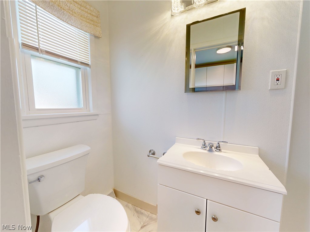 Gates Mills Blvd Estates - Residential