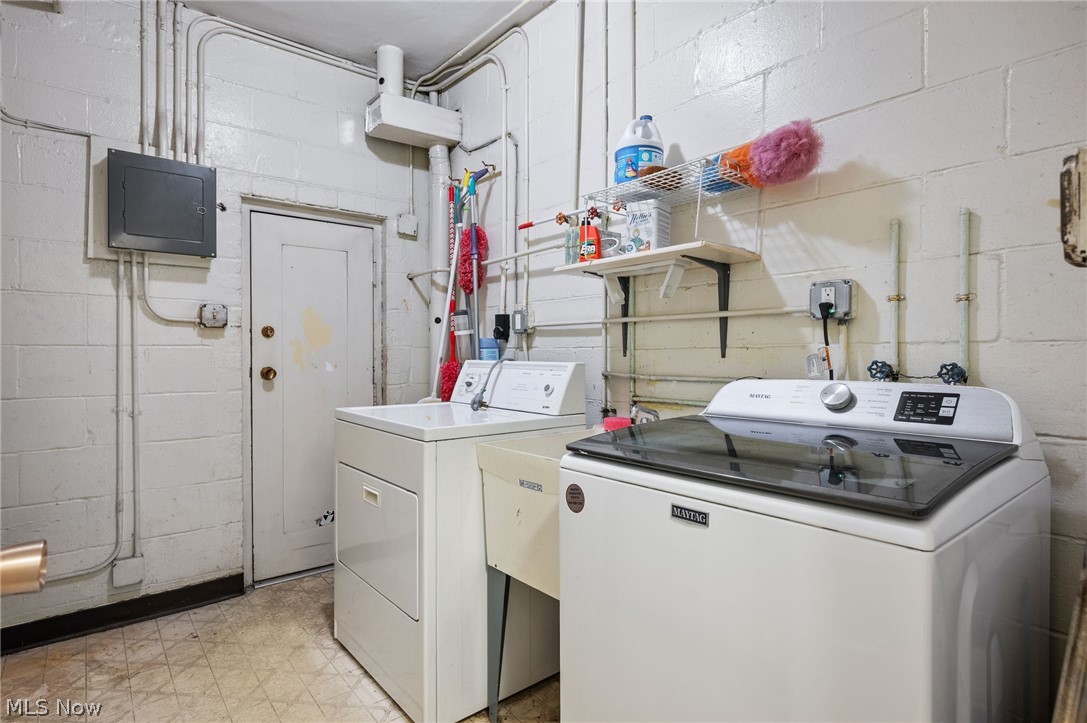 Fairmount West Condo - Residential