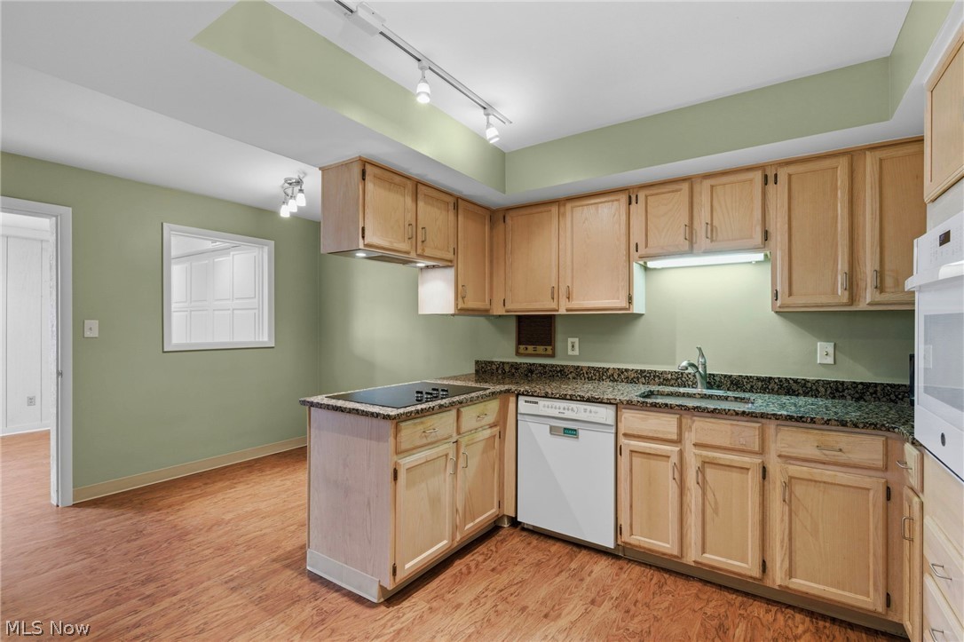 Fairmount West Condo - Residential