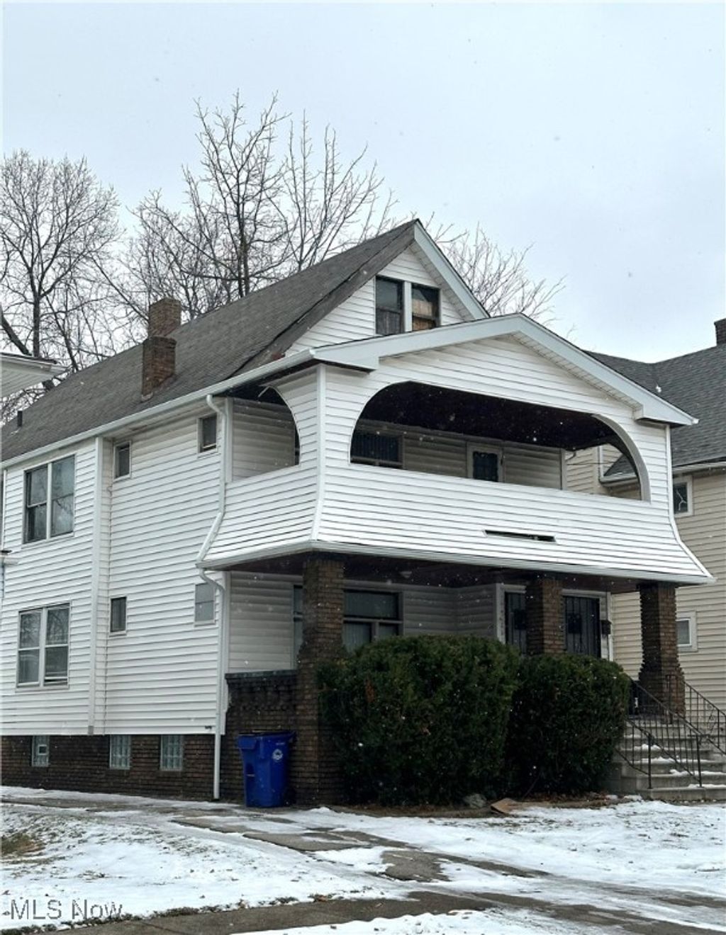 Photo of 9613 Parkview Avenue, Cleveland, OH 44104 (MLS # 5177150)