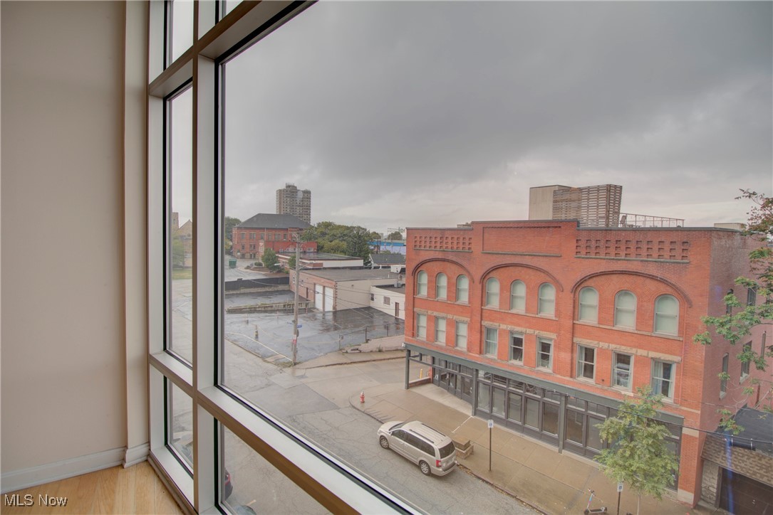 Stonebridge Condos Ph II - Residential Lease