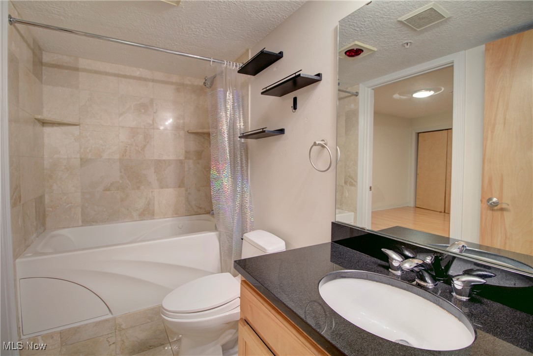 Stonebridge Condos Ph II - Residential Lease