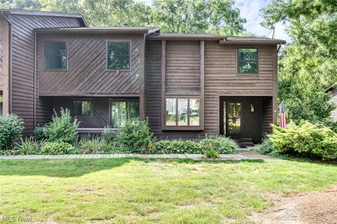 Condo For Sale - 4468 Devonshire Drive #C<br/> Mahoning County, Youngstown, OH 44512