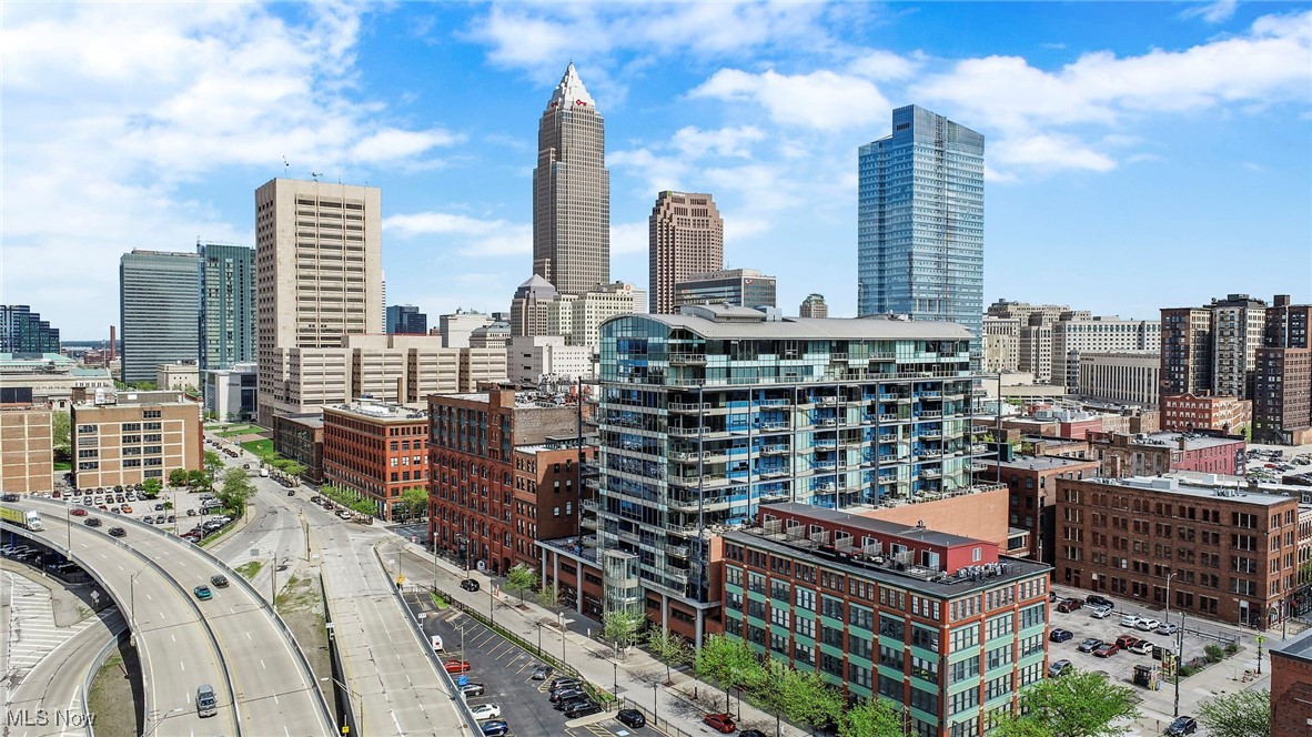 701 W Lakeside Avenue #606, Cleveland, Ohio image 2