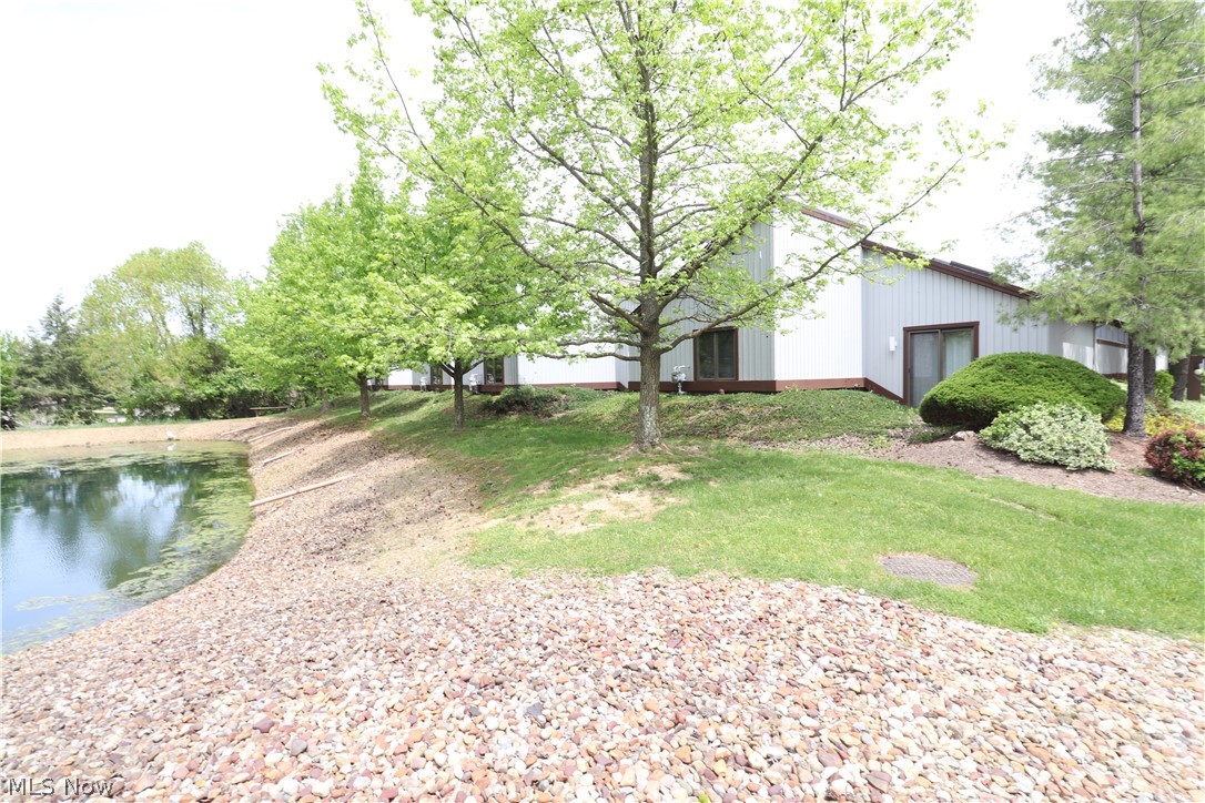 Pinewood Condo Ph 12 - Residential