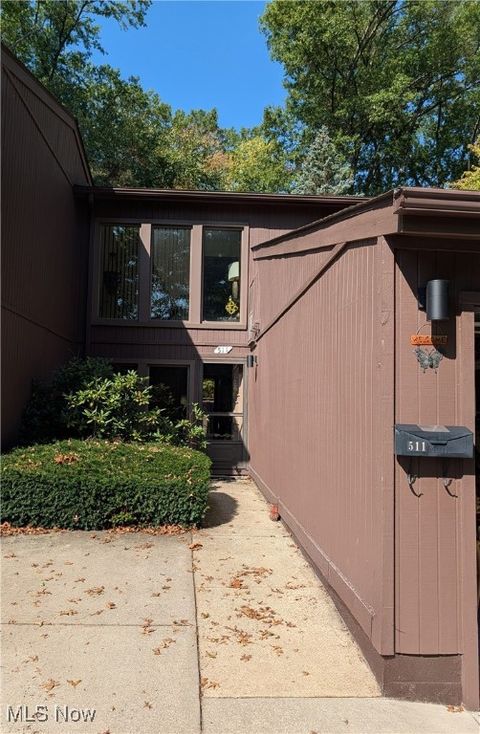 5560 Barton Road Unit 511, North Olmsted, OH 44070 - #: 5162245