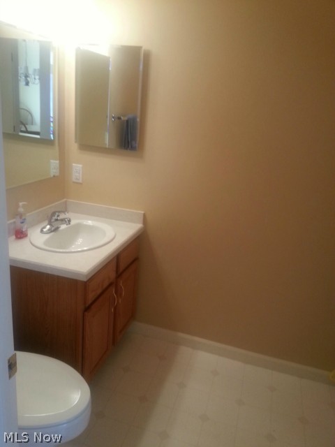 Clingan Xing Condo - Residential