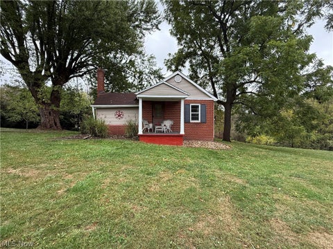 Homes For Sale - 2440 Fisher Road<br/> East Liverpool, OH 43920