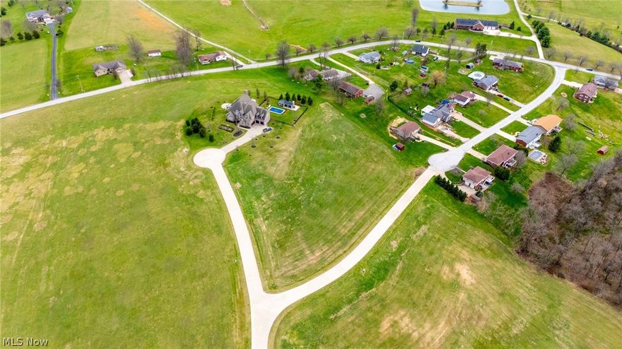 Imagine your future home set on this scenic lot on Oldefield Drive in St. Clairsville. Enjoy the perfect blend of privacy and convenience, with rolling surroundings and easy access to town, schools, and major highways. Whether you're ready to build now or planning for the future, this property offers endless potential in a fantastic location.