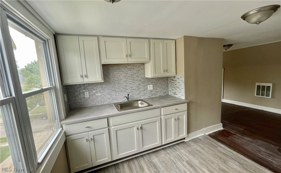 Minor Heights Land Companys - Residential Income