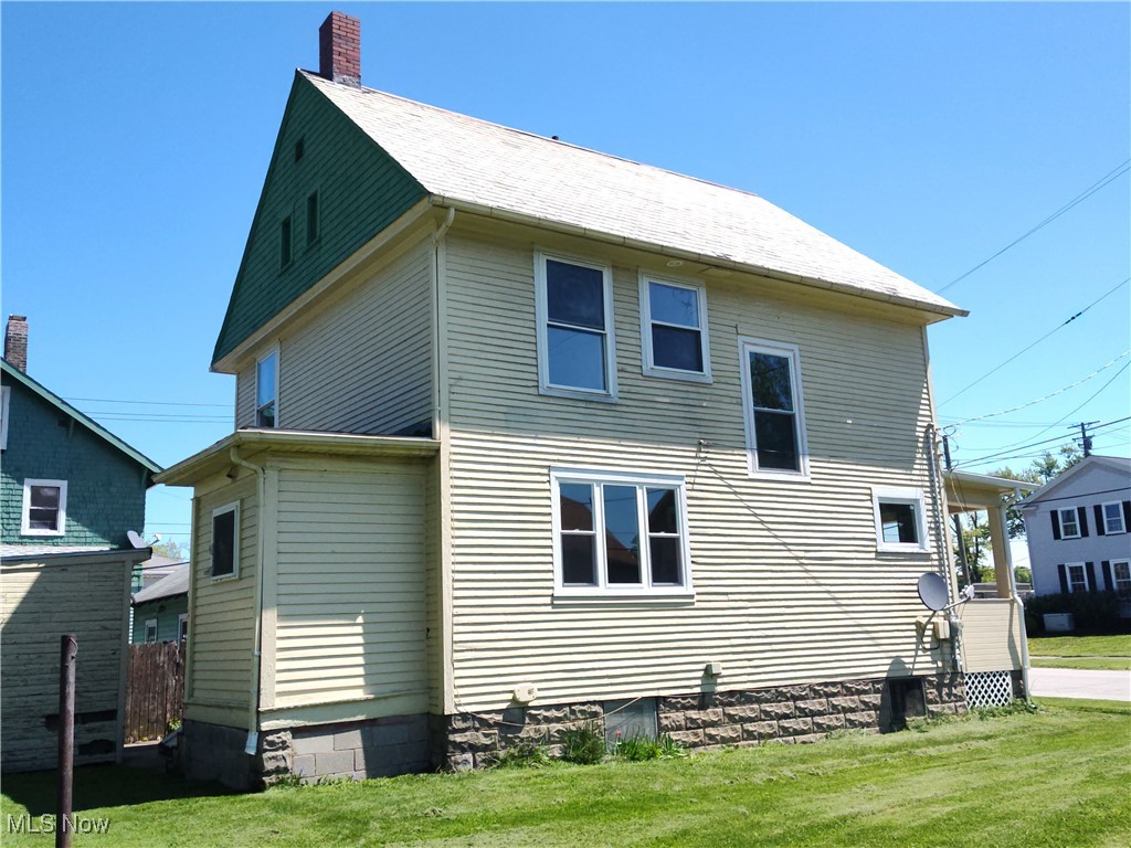 313 W 41st Street, Ashtabula, Ohio image 6
