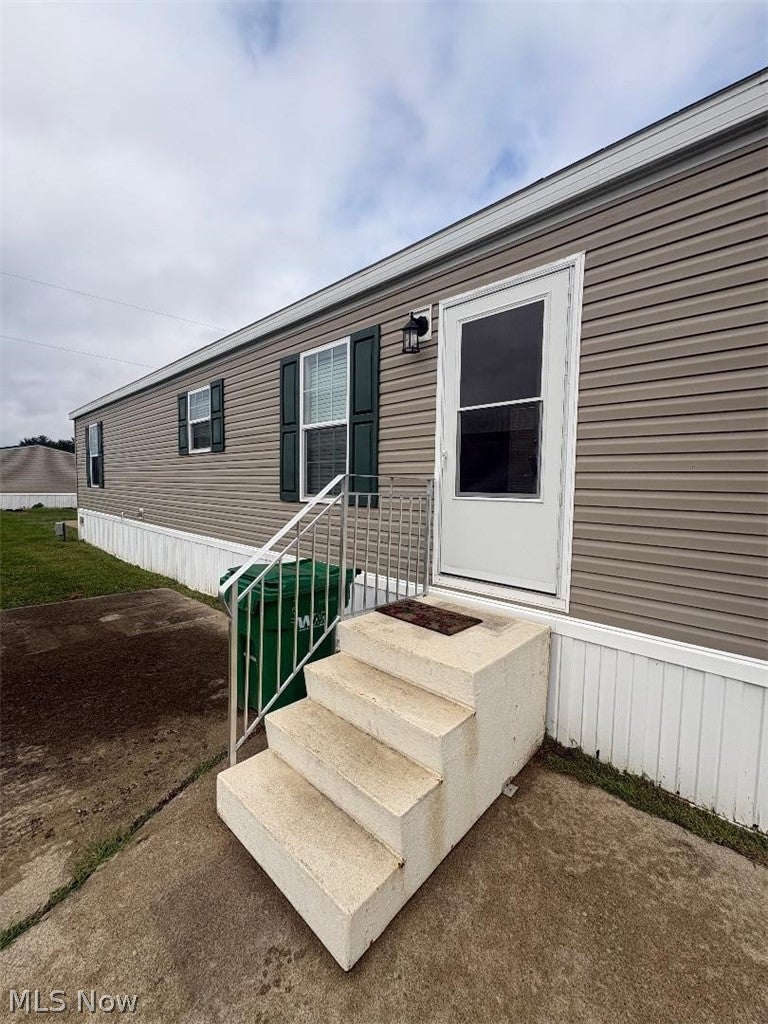 29317 US Hwy 50 East 83