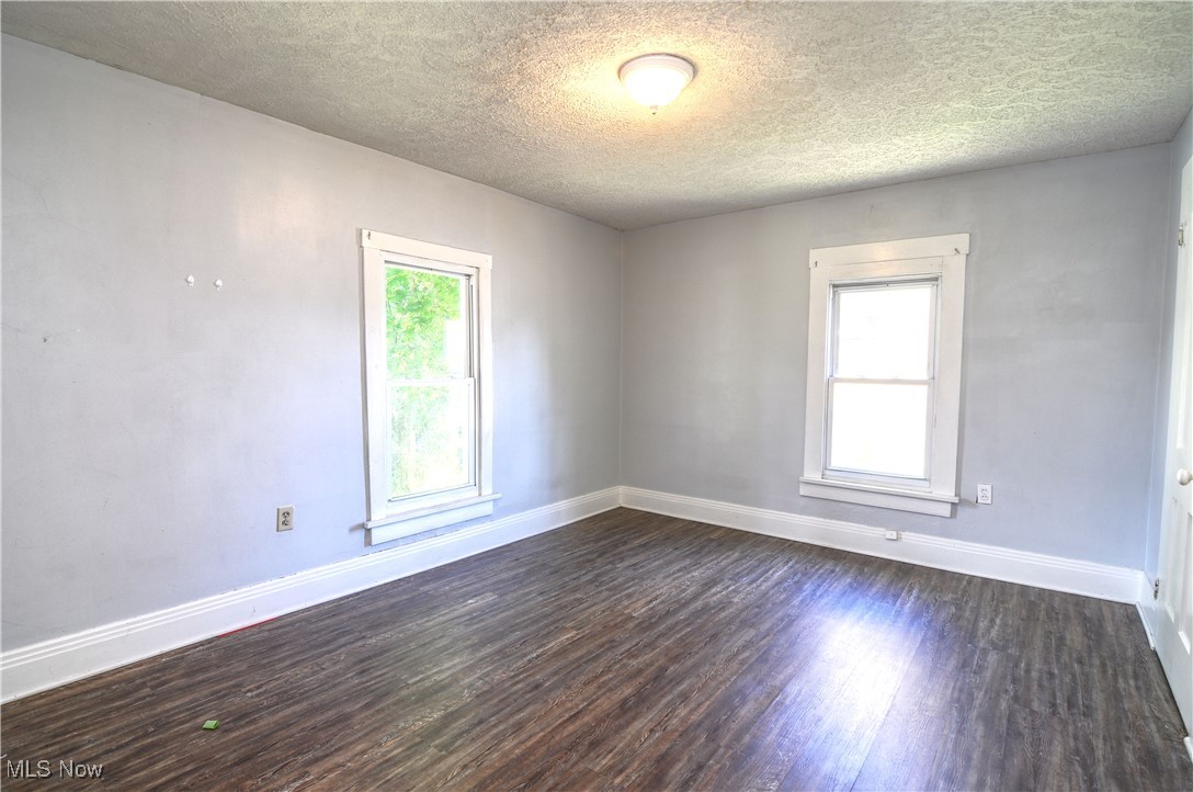 Moores N Barb - Residential