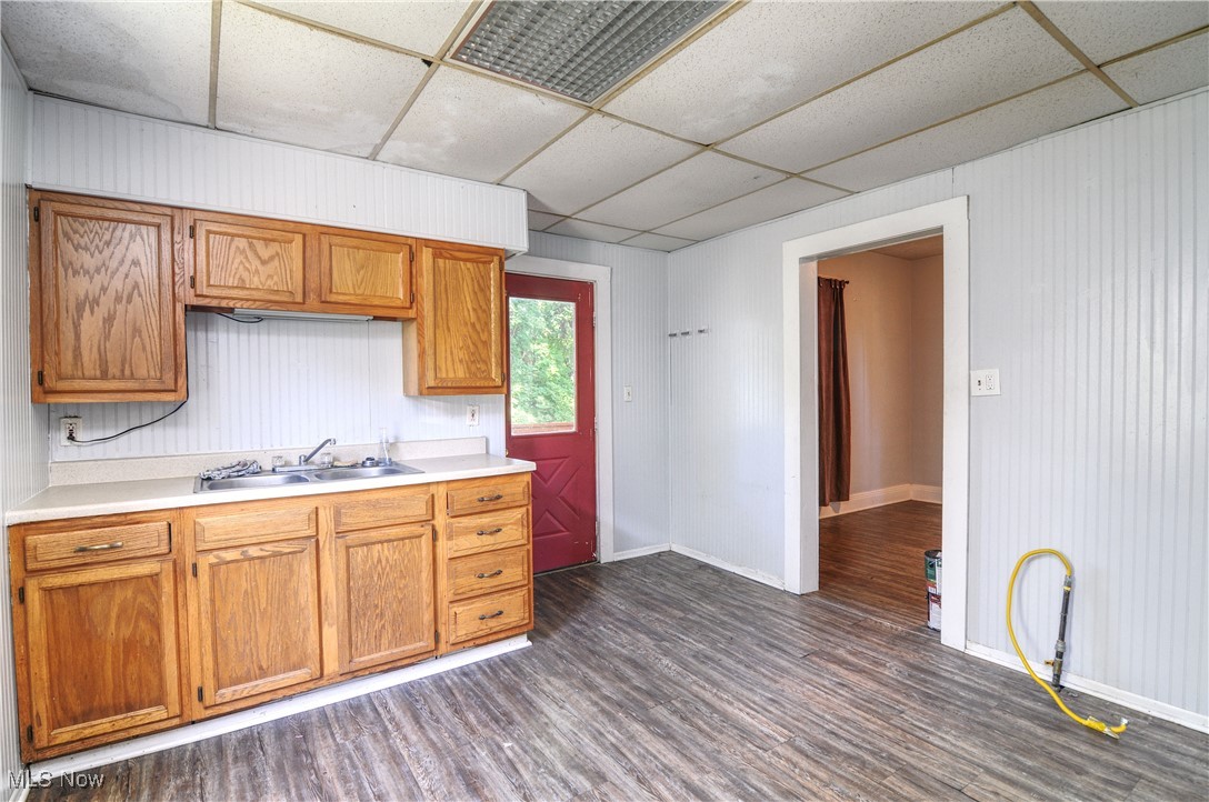 Moores N Barb - Residential