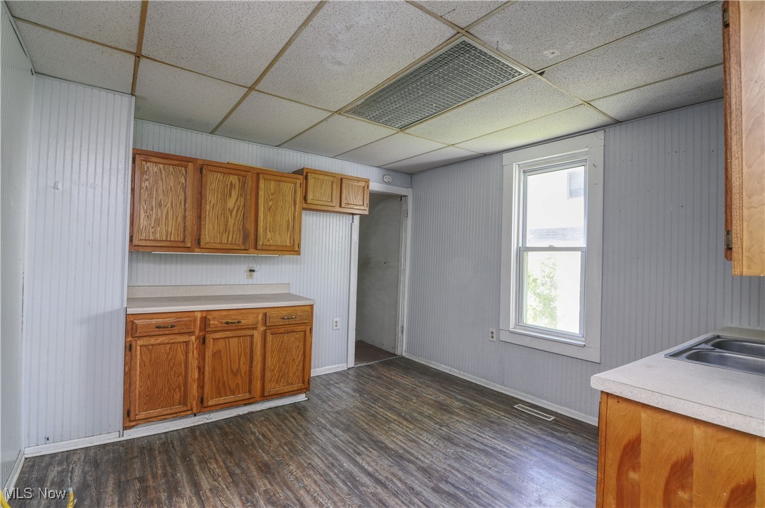 Moores N Barb - Residential