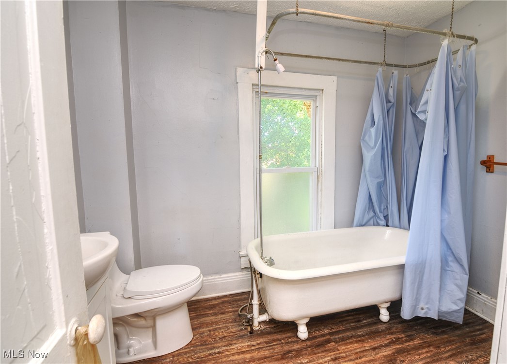 Moores N Barb - Residential