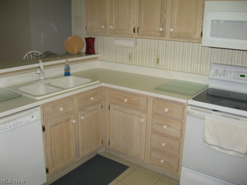 Villas At Eaton Estates - Residential