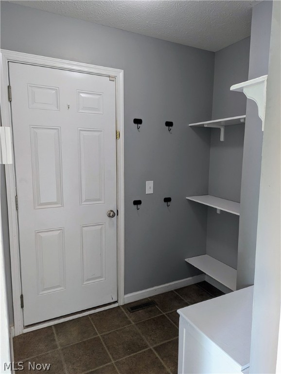 Hidden Lakes PUD Ph 01 - Residential Lease