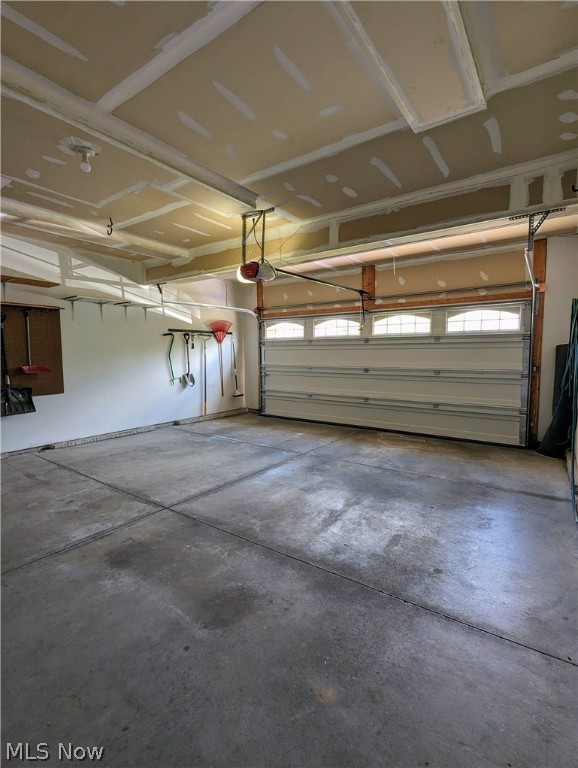 Hidden Lakes PUD Ph 01 - Residential Lease