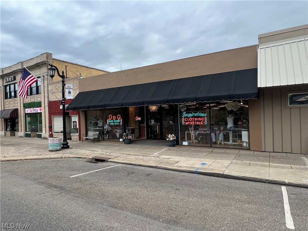 New Philadelphia - Commercial Sale