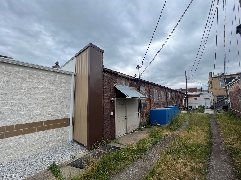 New Philadelphia - Commercial Sale