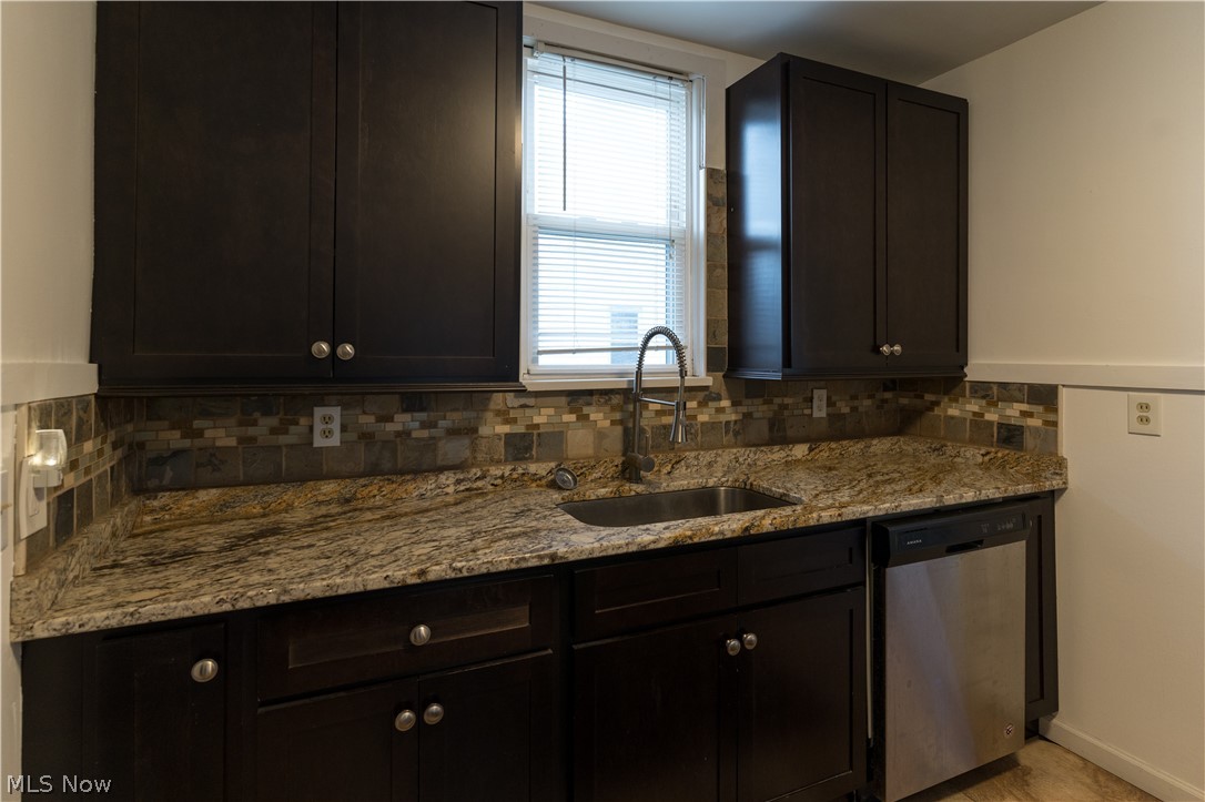 Warren Hurst - Residential Lease