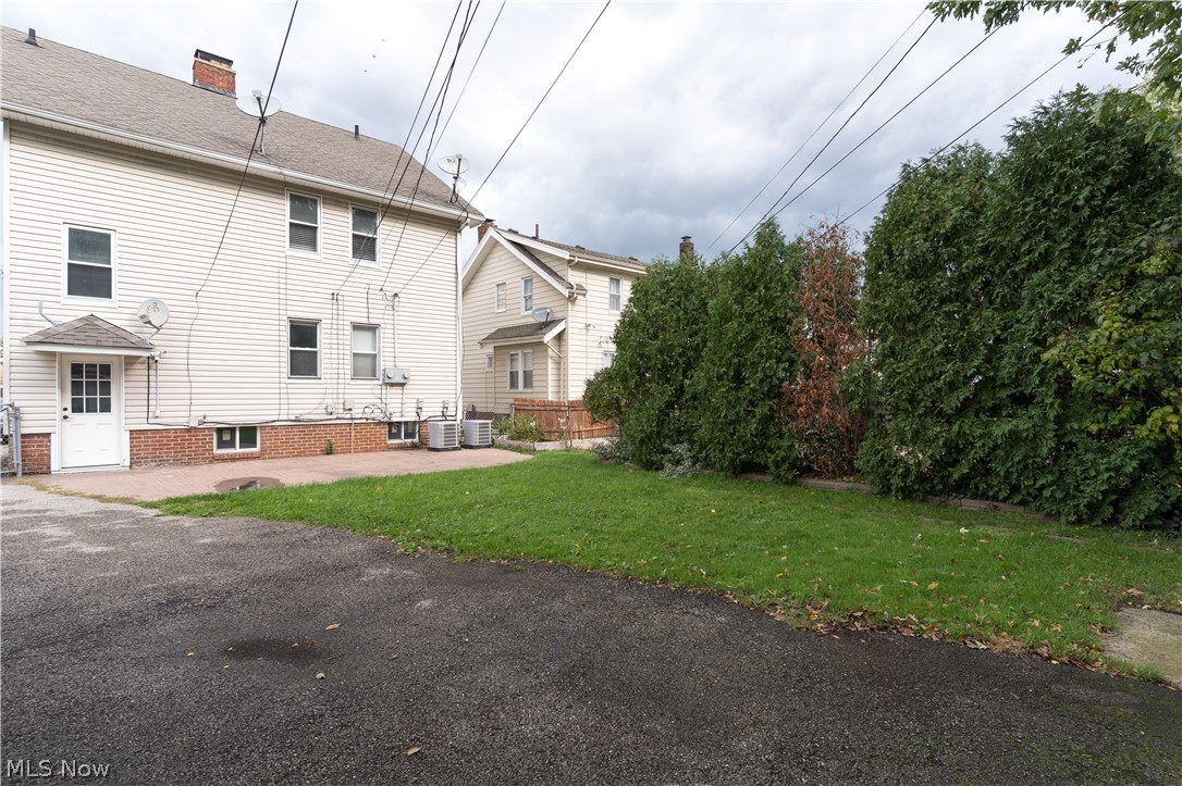 Warren Hurst - Residential Lease