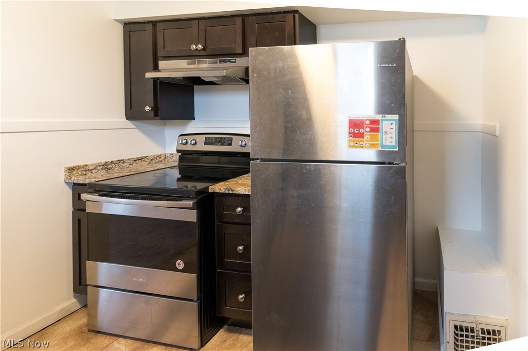 Warren Hurst - Residential Lease