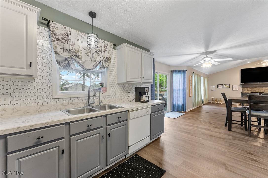 Knolls/Collins Pond - Residential