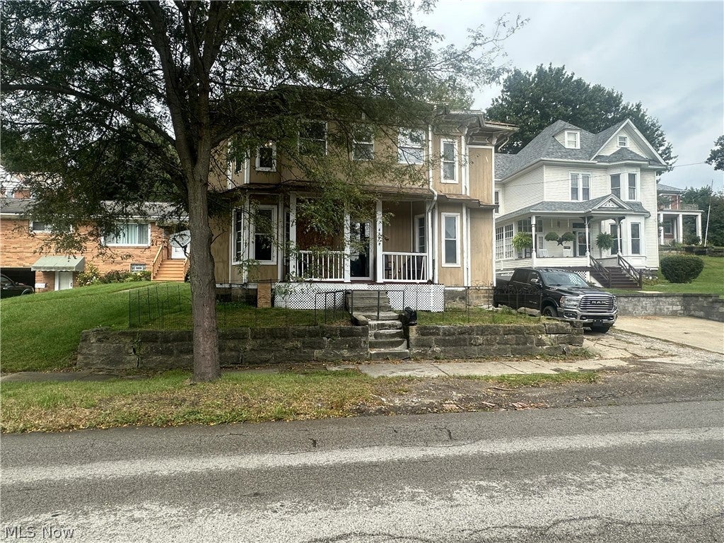 419 W Lincoln Way