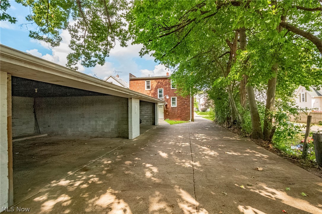 Kenwood - Commercial Sale