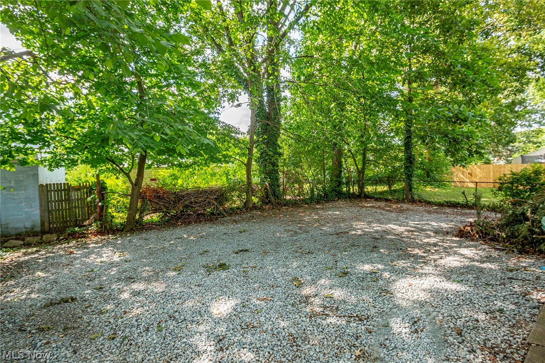 Kenwood - Commercial Sale