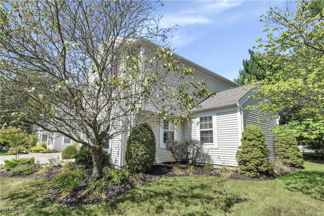 Falls Pointe Clstrs Ph 01-B3b - Residential