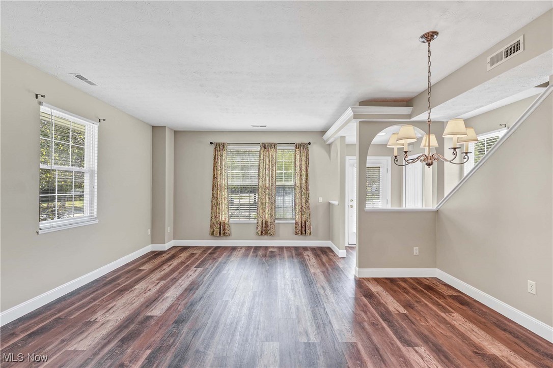 Falls Pointe Clstrs Ph 01-B3b - Residential