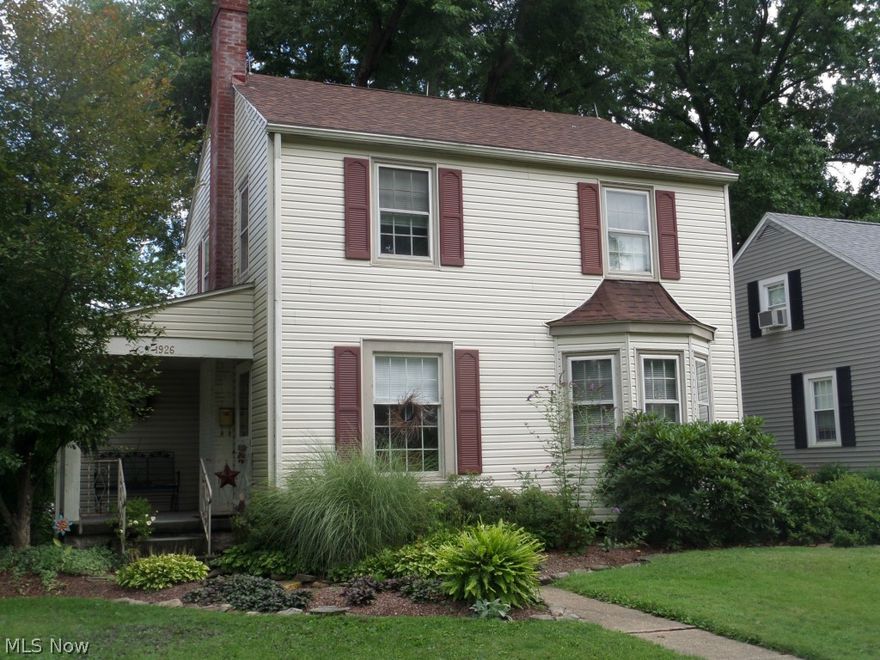 HOME IS SITUATED ON A NICE QUIET STREET WITH OTHER NICE HOMES IN THE AREA. HOME HAS A NICE FRONT PORCH. HOME ALSO HAS A LARGE PATIO AREA IN THE REAR. NICE LARGE BACK YARD. 1 CAR DETACHED GARAGE IN THE REAR WITH A 1 CAR CARPORT.OFF ALLEY. HOME IS DECORATED WITH TASTE AND APPLIANCES STAY WITH THE HOME. NEW ROOF IN 2013...