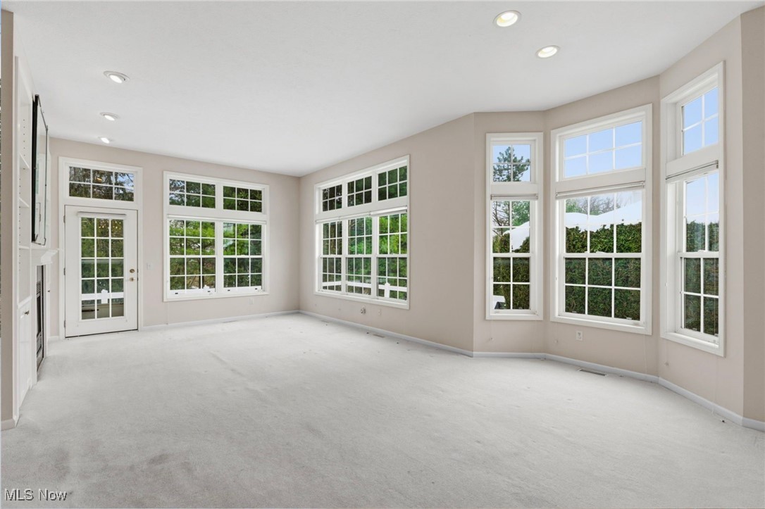 Villas/Orange Condo Ph 02 - Residential