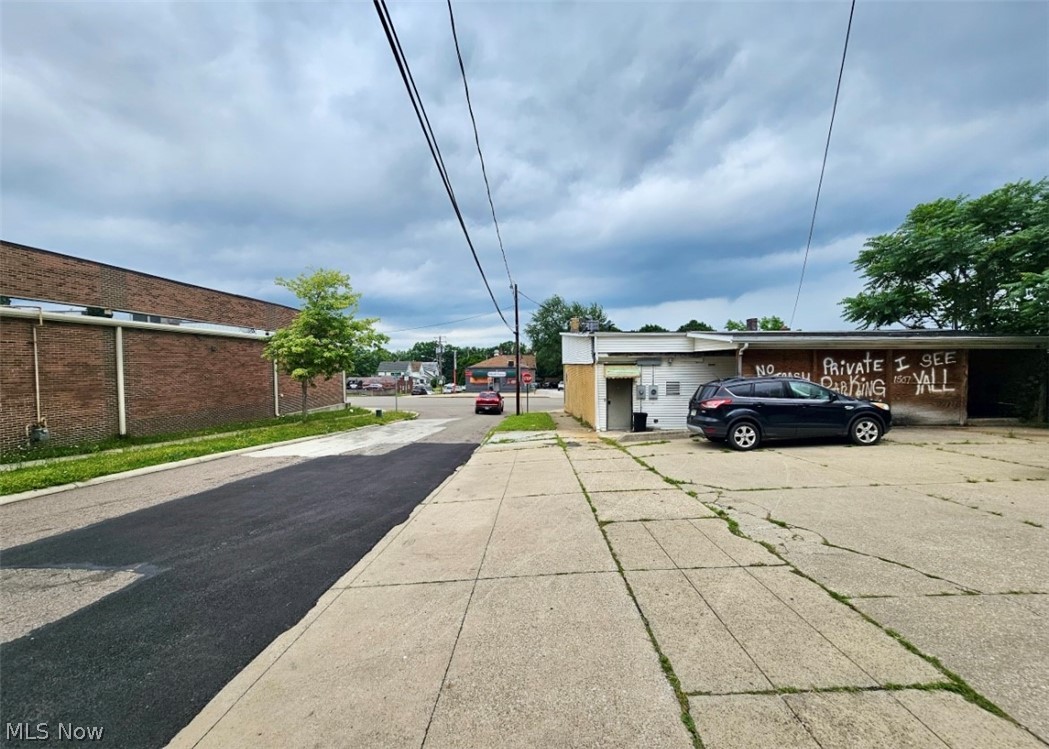 1507 S Main Street